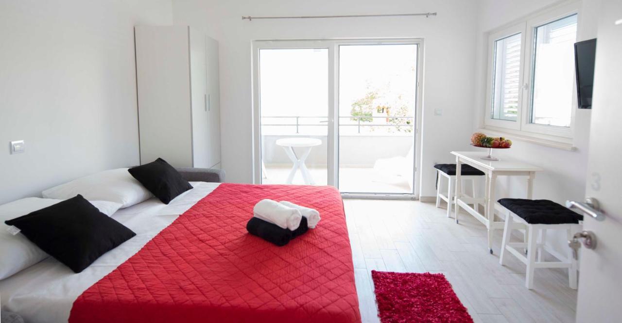 Filipetti Beach Makarska Ngoại thất bức ảnh